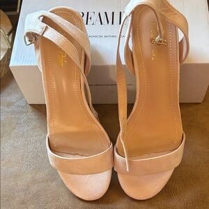 Dream Pairs Women's Nude Heels